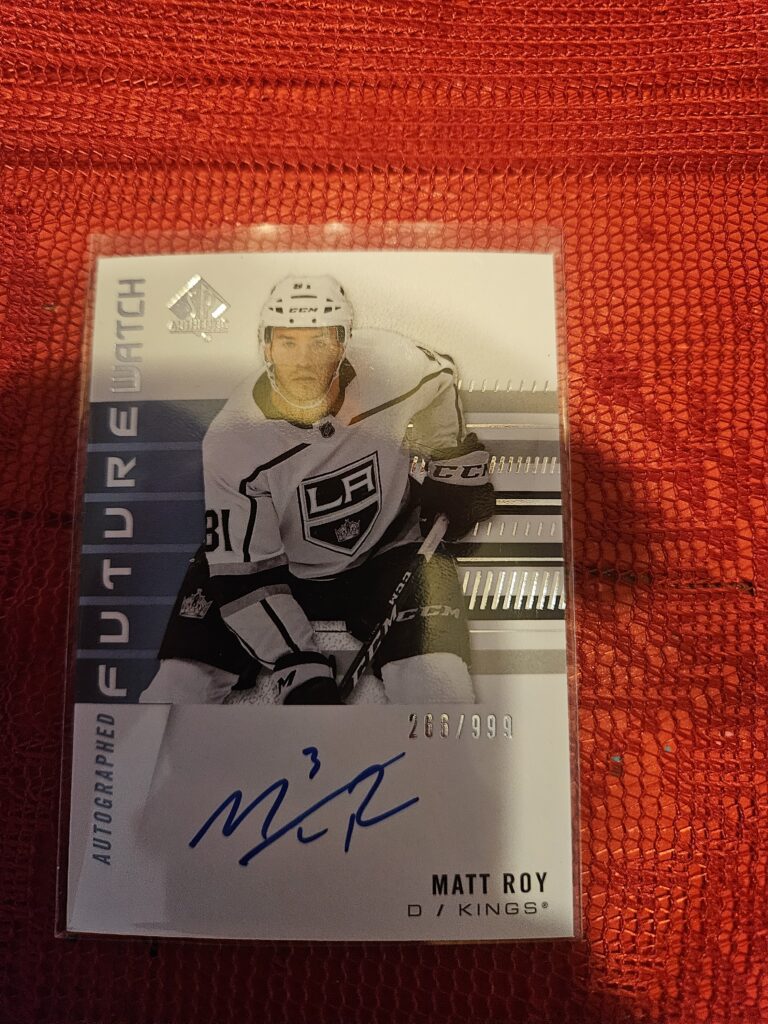 2019-20 Upper Deck SP Authentic Future Watch Auto Matt Roy rookie card #207, serial numbered 266/999, Mint condition, Los Angeles Kings, hard-signed autograph, top collectible NHL rookie card.