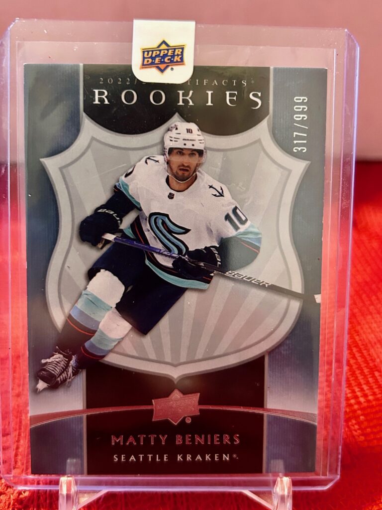 Matty Beniers 2022-23 UD Artifacts Rookie Card #1/999, Seattle Kraken, NHL, limited edition, rookie card.