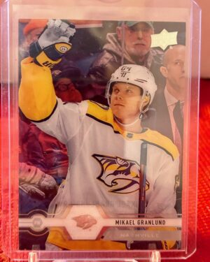 2019-20 Upper Deck Series 1 Clear Cut Insert #137 Mikael Granlund acetate hockey card featuring Nashville Predators uniform