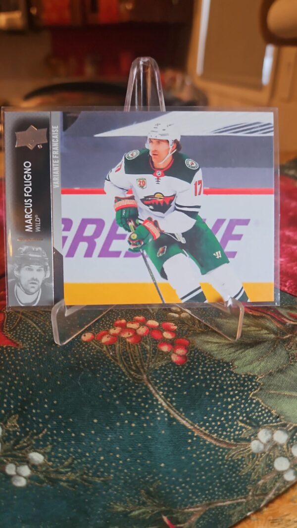 2021-22 Upper Deck French Variation Base Series 1 #88 Marcus Foligno