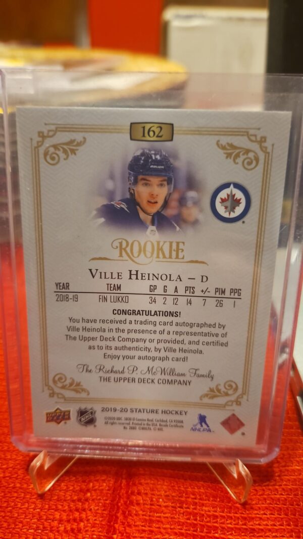 2019-20 Stature Rookie Auto Ville Heinola /199#162 - Image 2