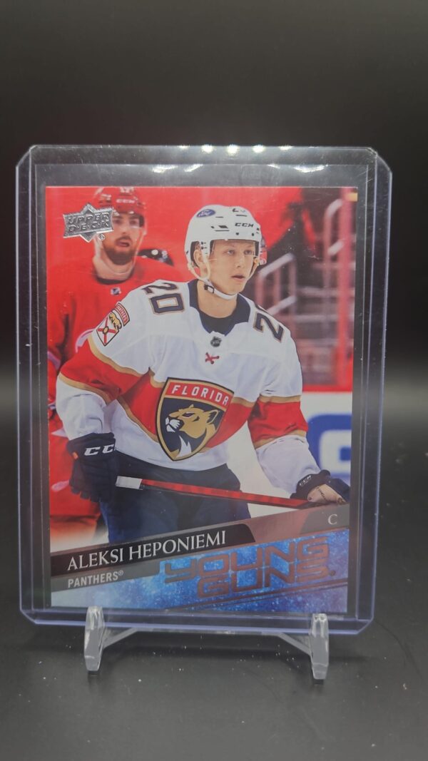 2020-21 Upper Deck Extended Series Young Guns Aleksi Heponiemi Card #716