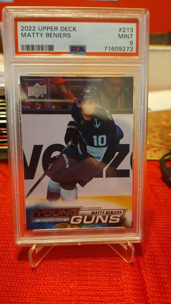 2022-23 Upper Deck Young Guns Matty Beniers Rookie Card #213 PSA 9 Seattle Kraken - Image 2
