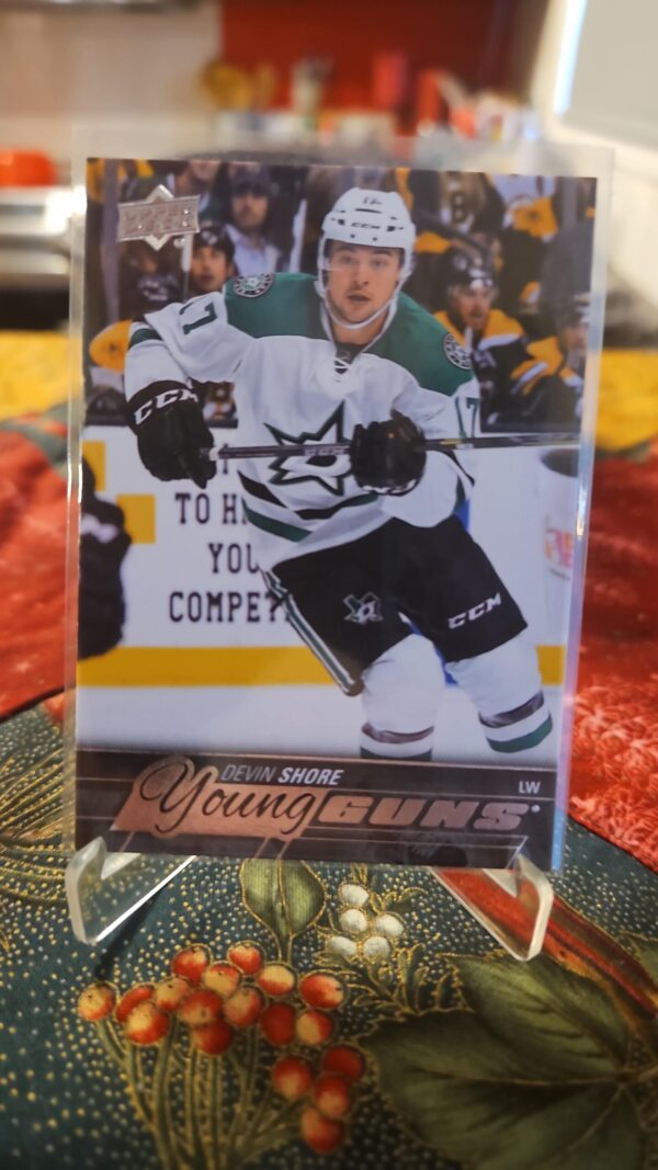 2015-16 Upper Deck Series 2 Young Guns #489 Devin Shore