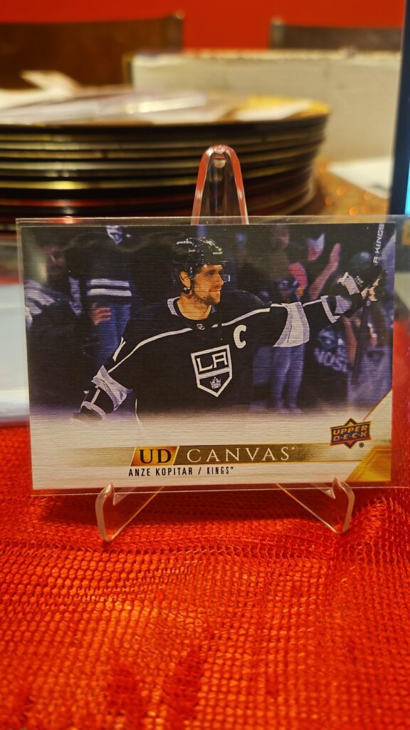 Anze Kopitar 2022-23 Upper Deck Series 1 UD Canvas insert card #C40 Los Angeles Kings