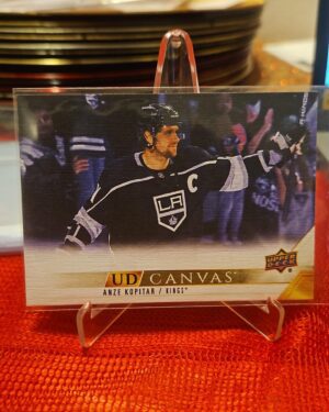Anze Kopitar 2022-23 Upper Deck Series 1 UD Canvas insert card #C40 Los Angeles Kings