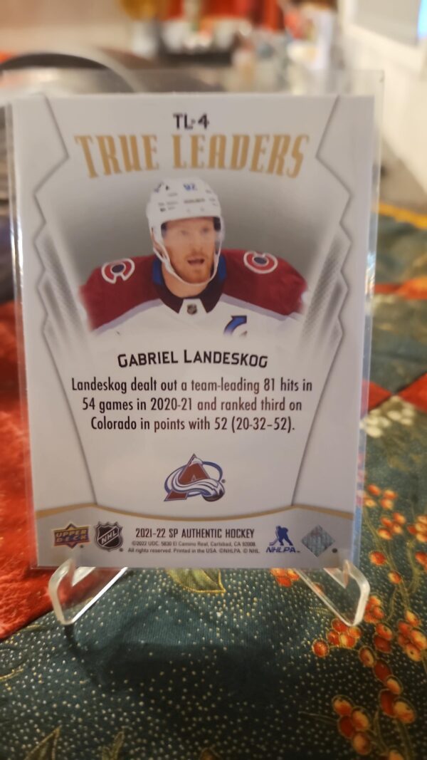 2021-22 Upper Deck SP Authentic True Leaders #tl-4 - Image 2