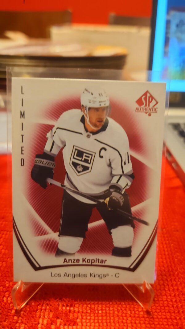 2021-22 Sp Authentic Limited Red #84 Anze Kopitar