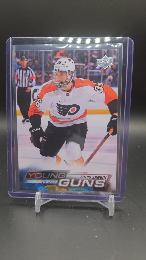 2022-23 Upper Deck Young Guns #217 Linus Sandin