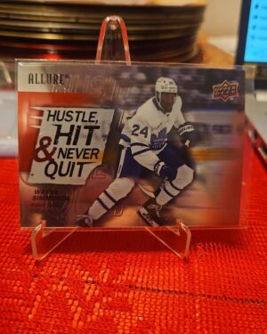 2021-22 Upper Deck Allure Hustle Hit & Never Quit #8 Wayne Simmonds