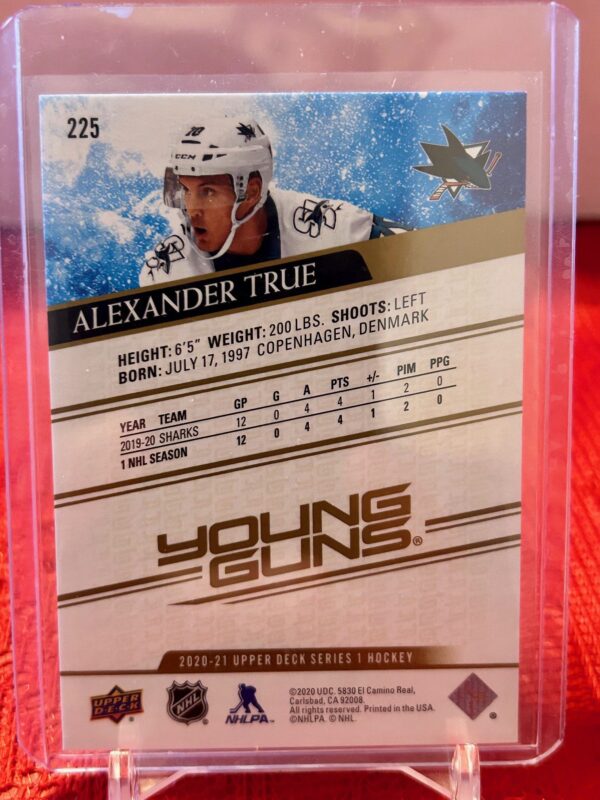 2020-21 Upper Deck Young Guns Speckled Rainbow Foil Alexander True #225 - Image 2