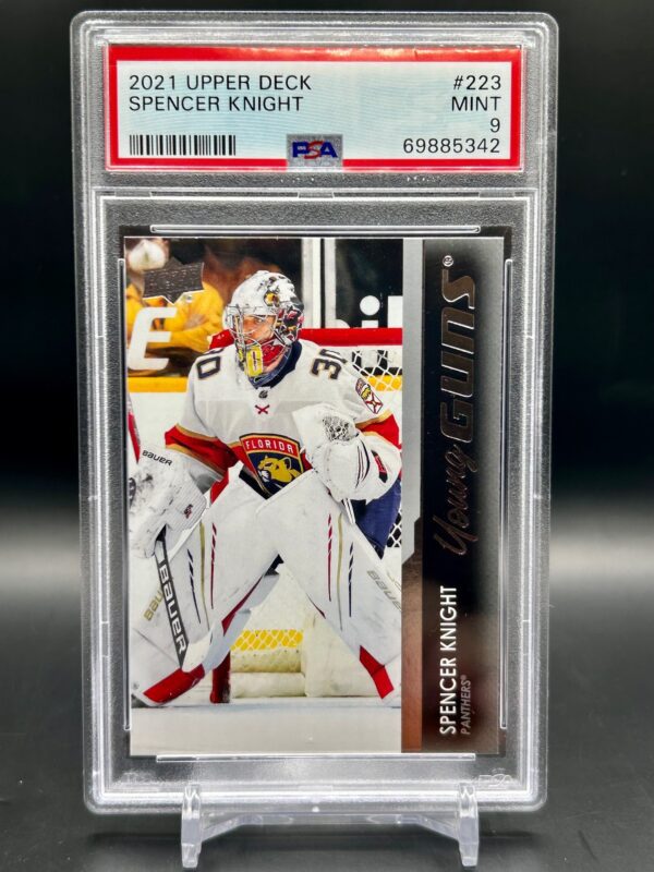 2021-22 Upper Deck Young Guns Psa 9 #223 Spencer Knight