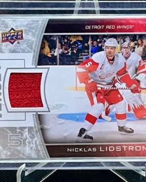 2013-14 Upper Deck Series 1 UD Game Jersey Nicklas Lidstrom #GJ-NL