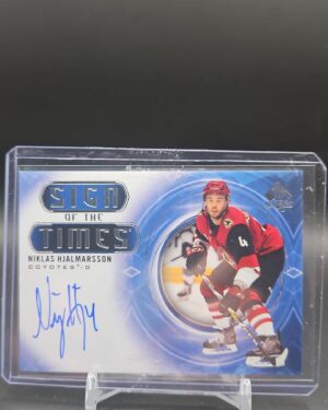 2020-21 SP Authentic Sign of the Times Niklas Hjalmarsson #SOTT-NH Auto