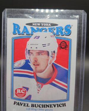 2016-17 Upper Deck O-Pee-Chee Update Retro Pavel Buchnevich #700 Rookie RC