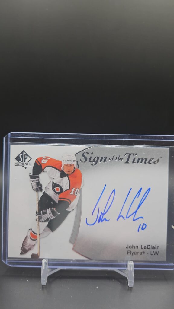 John LeClair 2021-22 Upper Deck SP Authentic Sign of the Times Auto Philadelphia Flyers hockey card