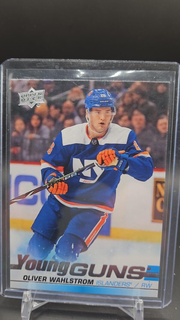 2019-20 Upper Deck Series 2 YOUNG GUNS #457 Oliver Wahlstrom Islanders