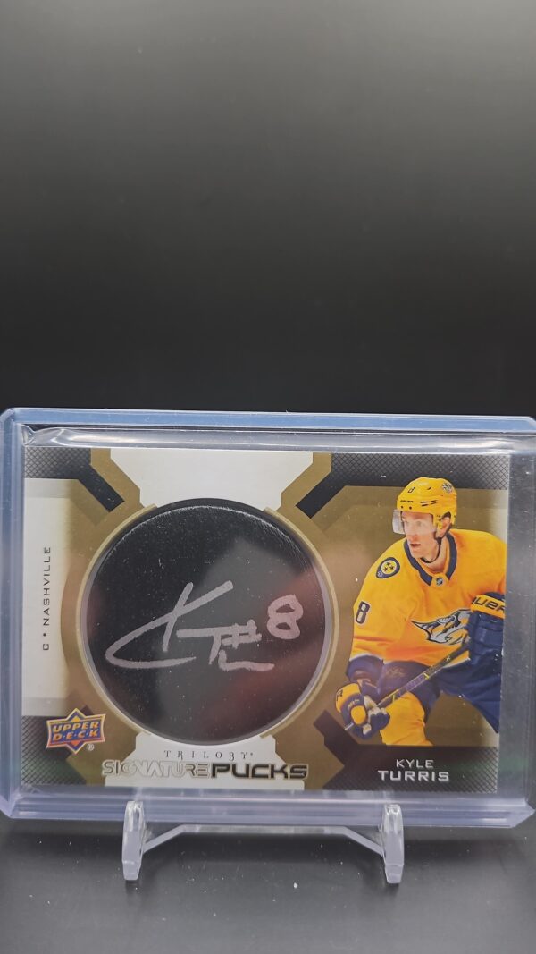 2019-20 Upper Deck Trilogy Hockey AUTO Manufactured Puck #SP-KT Kyle Turris