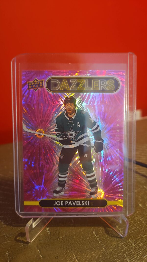 2021-22 UD Series 1 Dazzlers Pink #DZ-17 Joe Pavelski - Dallas Stars