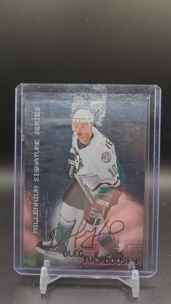 1999-00 ITG Be A Player Millennium Signature Series Oleg Tverdovsky #3 Auto