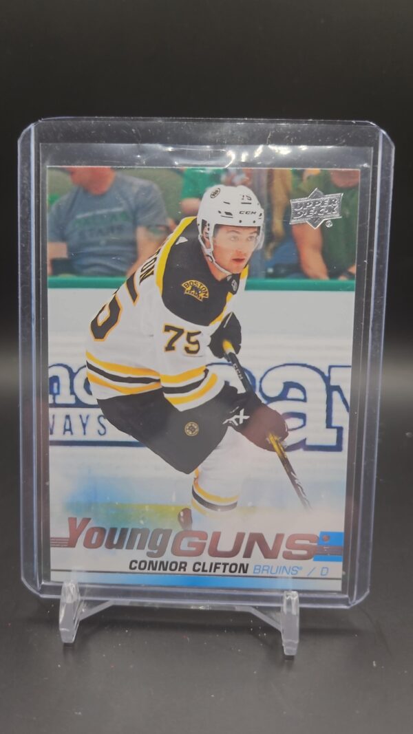2019-20 Upper Deck Series 1 Young Guns #243 Connor Clifton Rookie