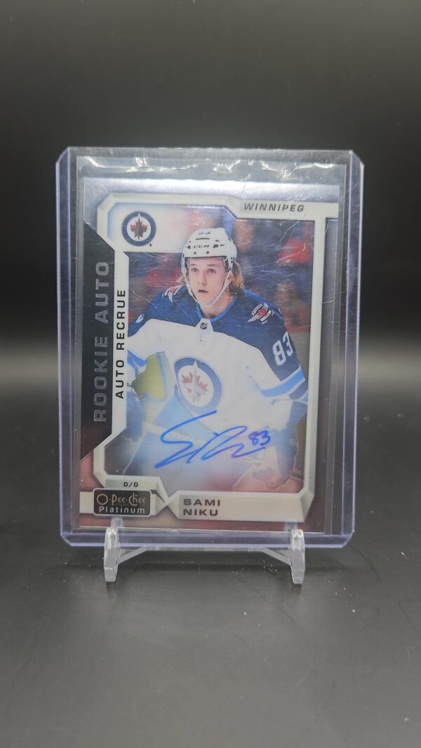 2019-20 OPC Platinum 2018-19 Update Rookie Auto #R-SN Sami Niku RC Winnipeg Jets