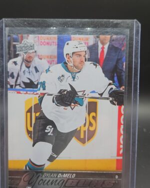 2015-16 Upper Deck Series 2 Young Guns #467 Dylan DeMelo