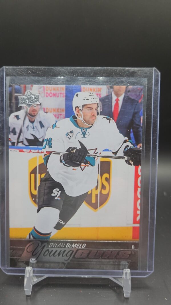 2015-16 Upper Deck Series 2 Young Guns #467 Dylan DeMelo