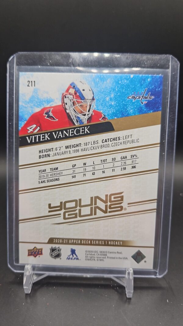 2020-21 Upper Deck Young Guns Speckled Rainbow Vitek Vanecek #211 Rookie - Image 2