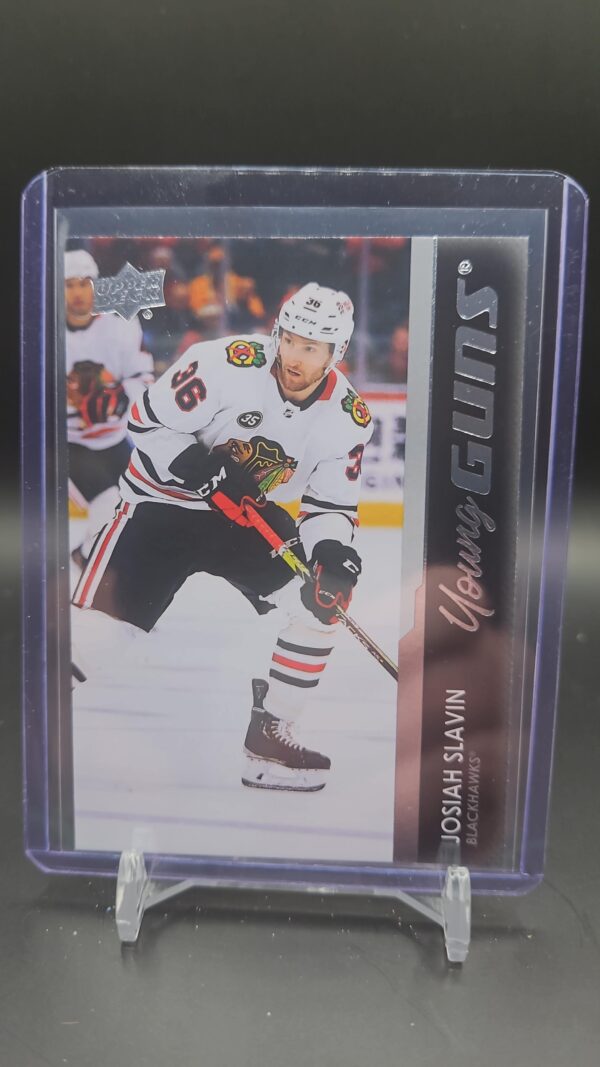 2021-22 Upper Deck Extended Series Young Guns Josiah Slavin Rookie #718 Chicago