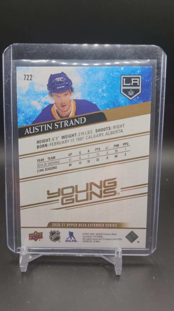 2020-21 Extended Series Young Guns Speckled Rainbow Foil Austin Strand Rookie RC - Image 2