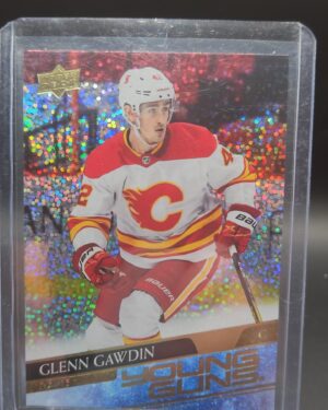 2020-21 Upper Deck Extended Series Young Guns Speckled Rainbow Glenn Gawdin rookie card #726, Mint condition, Calgary Flames, top collectible NHL rookie card.