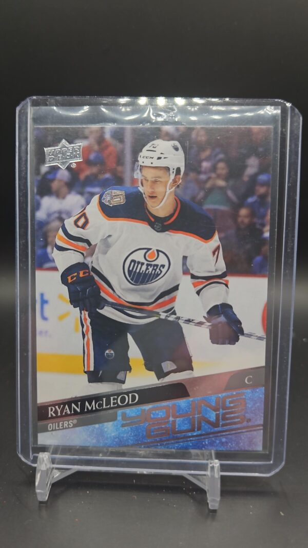 2020-21 Upper Deck Young Guns Hockey #231 Ryan McLeod Rookie