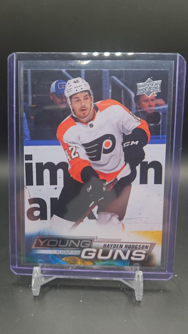 2022-23 Upper Deck Series 1 Hayden Hodgson Young Guns #207 Rookie