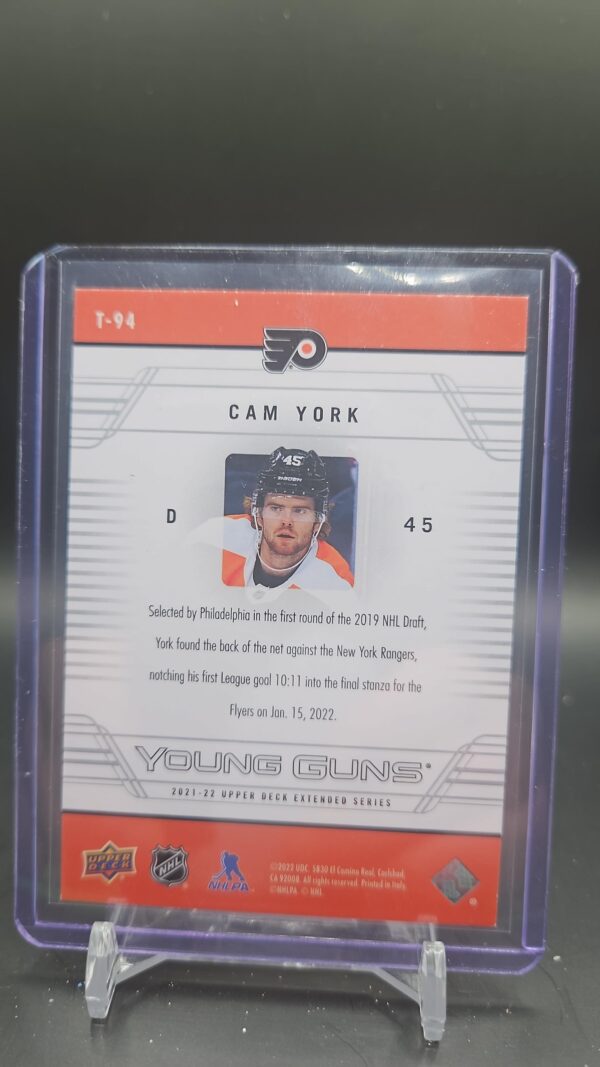 2021-22 UD Extended Series Tribute Young Guns Gold Stockpile Cam York #T-94 - Image 2