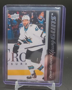 2021-22 Upper Deck Young Guns #499 Jonah GadjovichmSan Jose Sharks