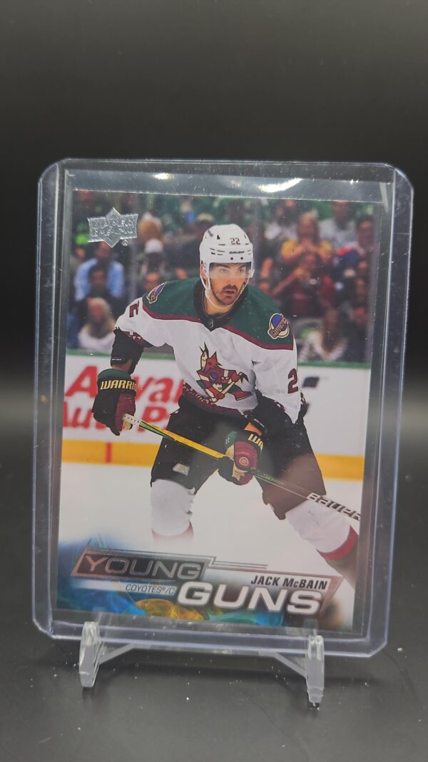 2022-23 Upper Deck Series 1 - Young Guns #230 Jack McBain
