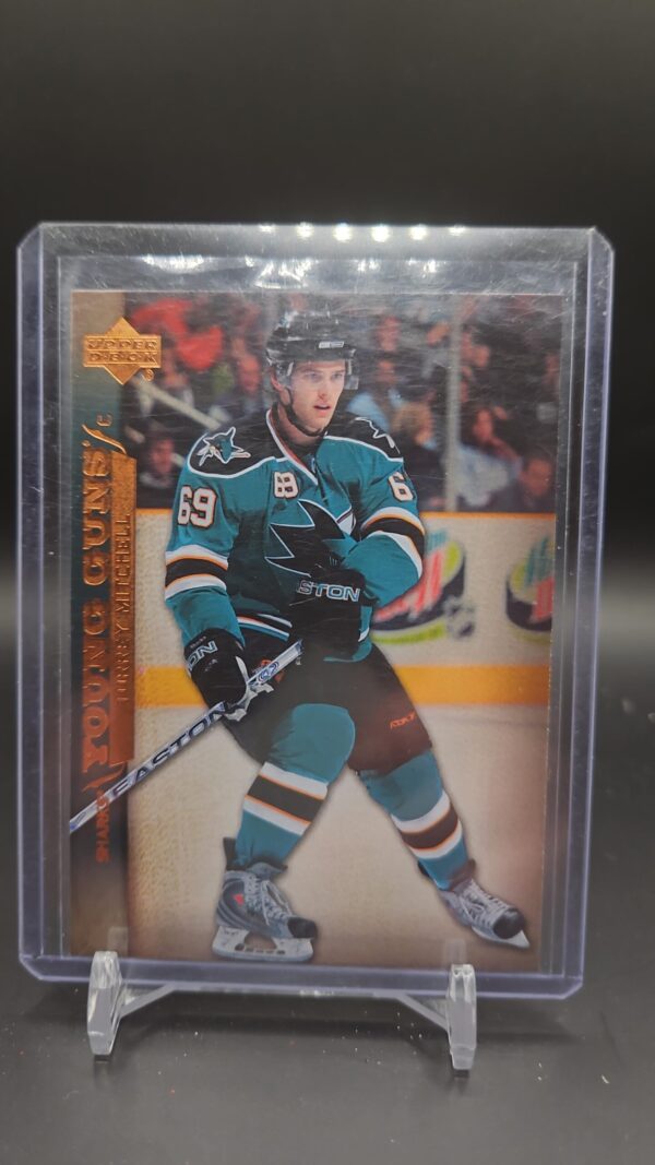 2007-08 Upper Deck Young Guns Torrey Mitchell #242 series 1