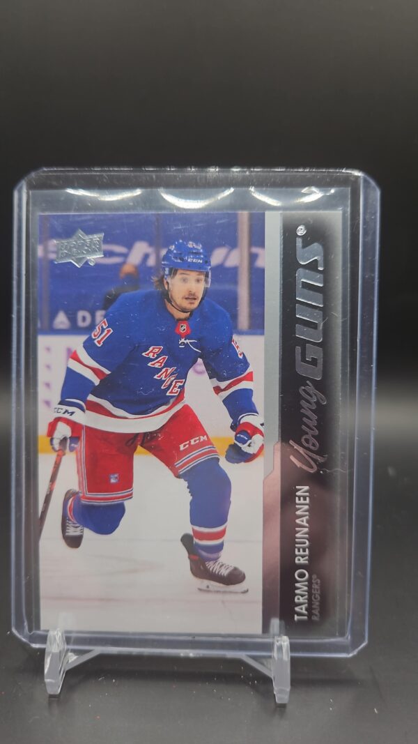 2021-22 Upper Deck Series 1 - #207 Tarmo Reunanen Young Guns