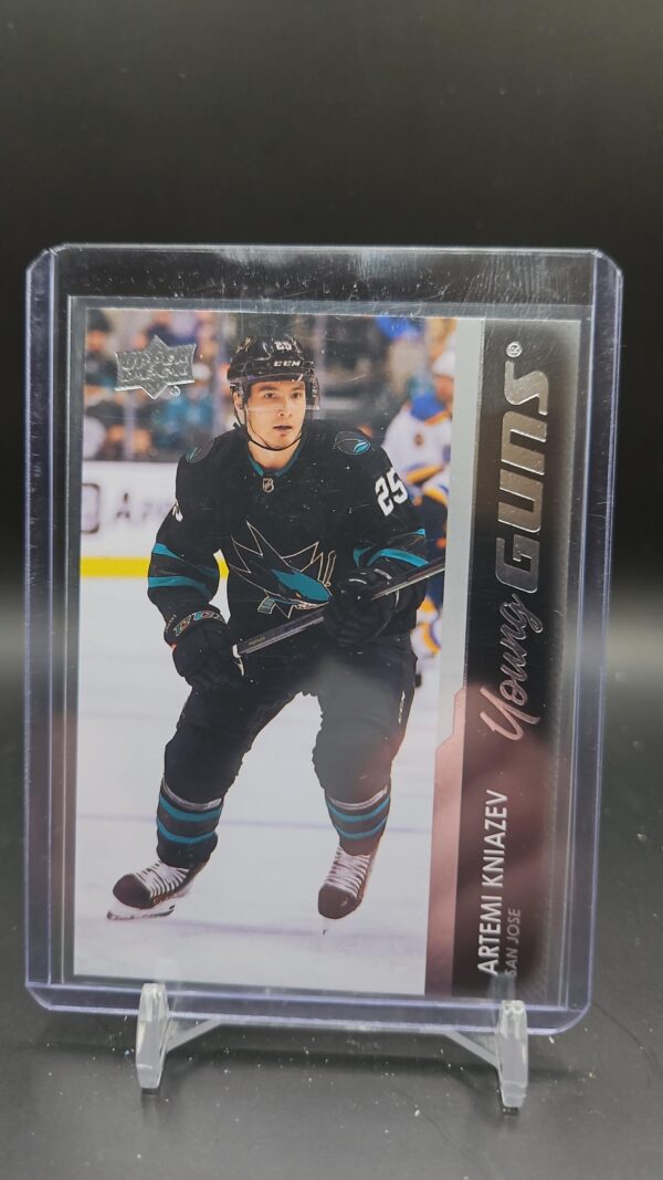 2021-22 Upper Deck Extended Series Artemi Kniazev Young Guns #749