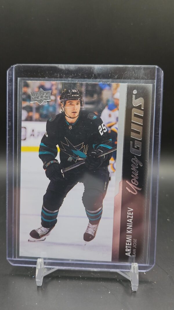 2021-22 Upper Deck Extended Series Artemi Kniazev Young Guns #749