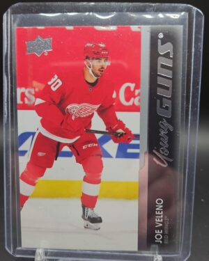2021-22 Upper Deck Young Guns Joe Veleno #212 Detroit Red Wings
