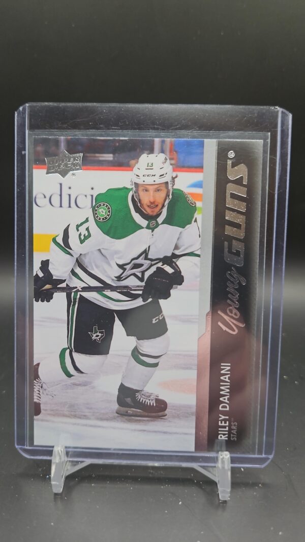 2021-22 Upper Deck Young guns # 741 Riley Damiani RC