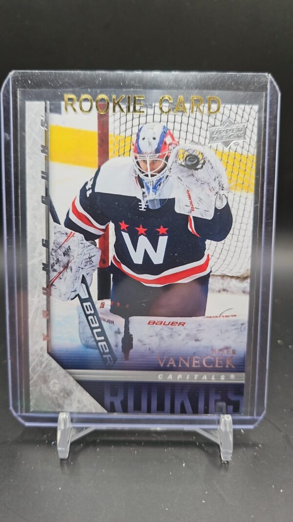 2020-21 Upper Deck Extended 2005-06 Tribute Young Guns #T-83 Vitek Vanecek