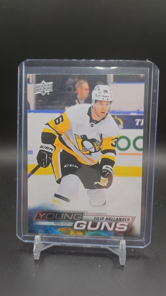 2022-23 Young Guns Filip Hallander #480 Penguins rookie card