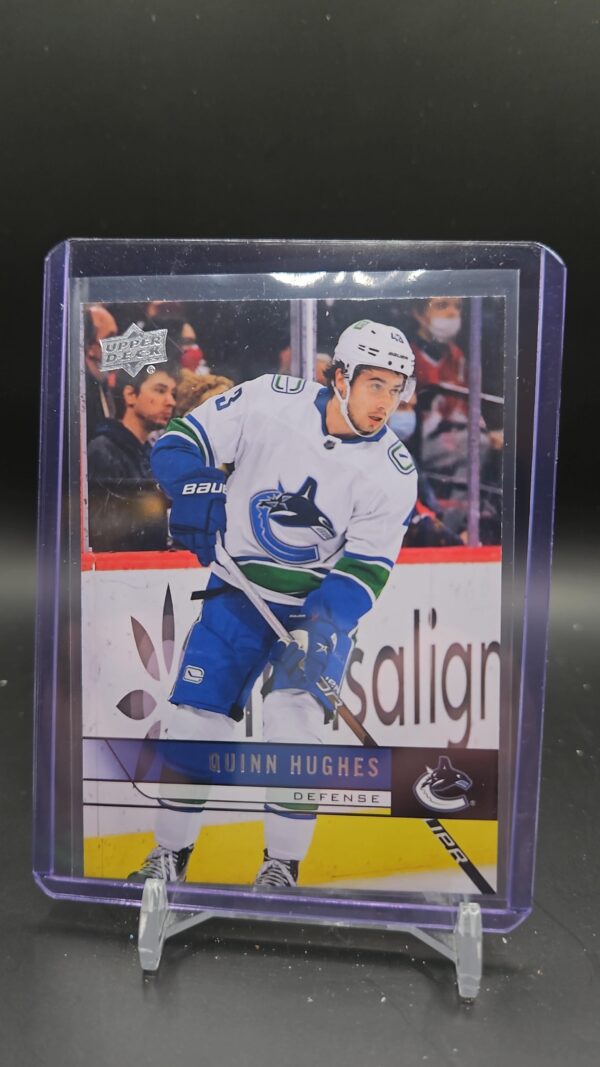 2021-22 Upper Deck 2006-07 Retro #T-69 Quinn Hughes Vancouver Canucks