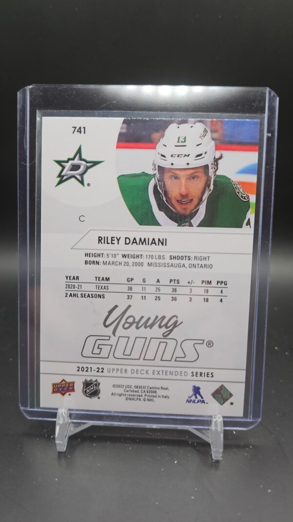 2021-22 Upper Deck Young guns # 741 Riley Damiani RC - Image 2