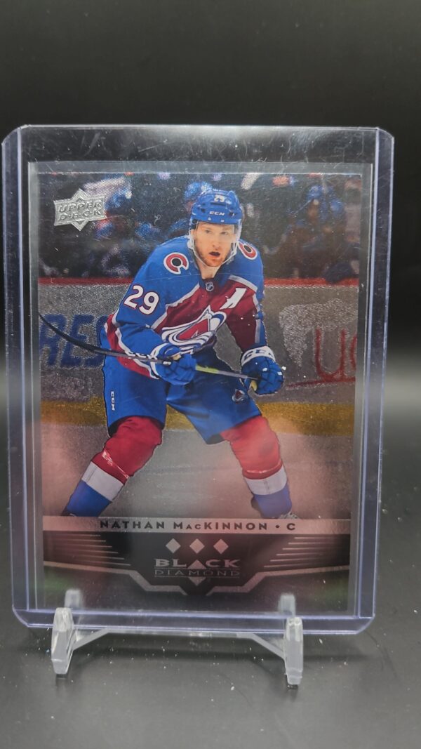 2021-22 Upper Deck Extended Series Black Diamond Retro #BD-32 Nathan MacKinno