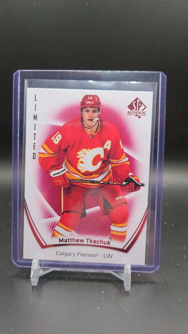 Matthew Tkachuk Calgary Flames 2021-22 SP Authentic Limited Red #82