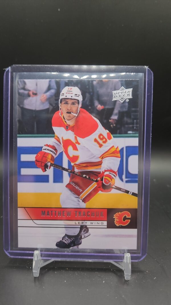 2021-22 Upper Deck Extended Series 2006-07 Upper Deck Retro T-10 Matthew Tkachuk